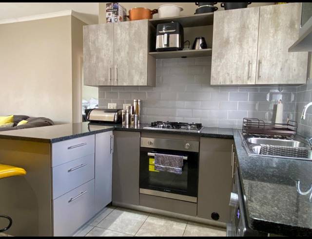 2 BEDROOM APARTMENT FOR SALE IN RUIMSIG